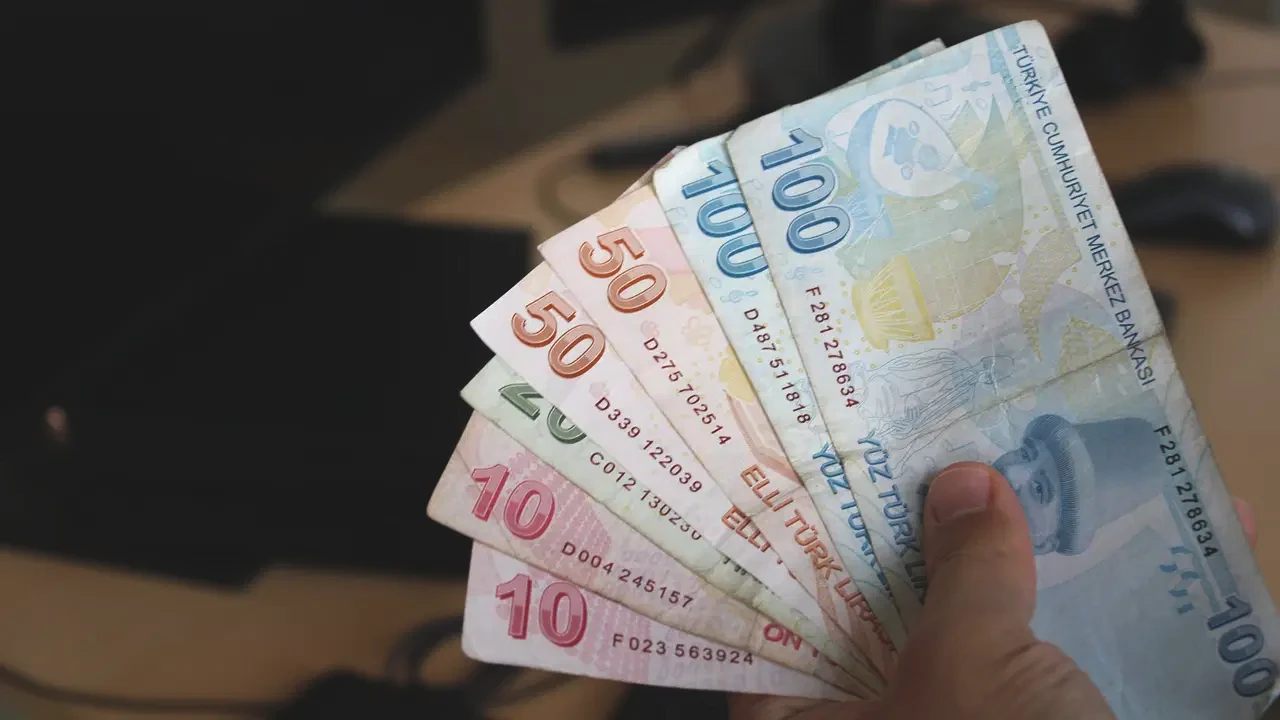 2027 Asgari Ücret İçin 5 Rakam Masada! En Yüksek Tahmin 36 Bin 608 TL